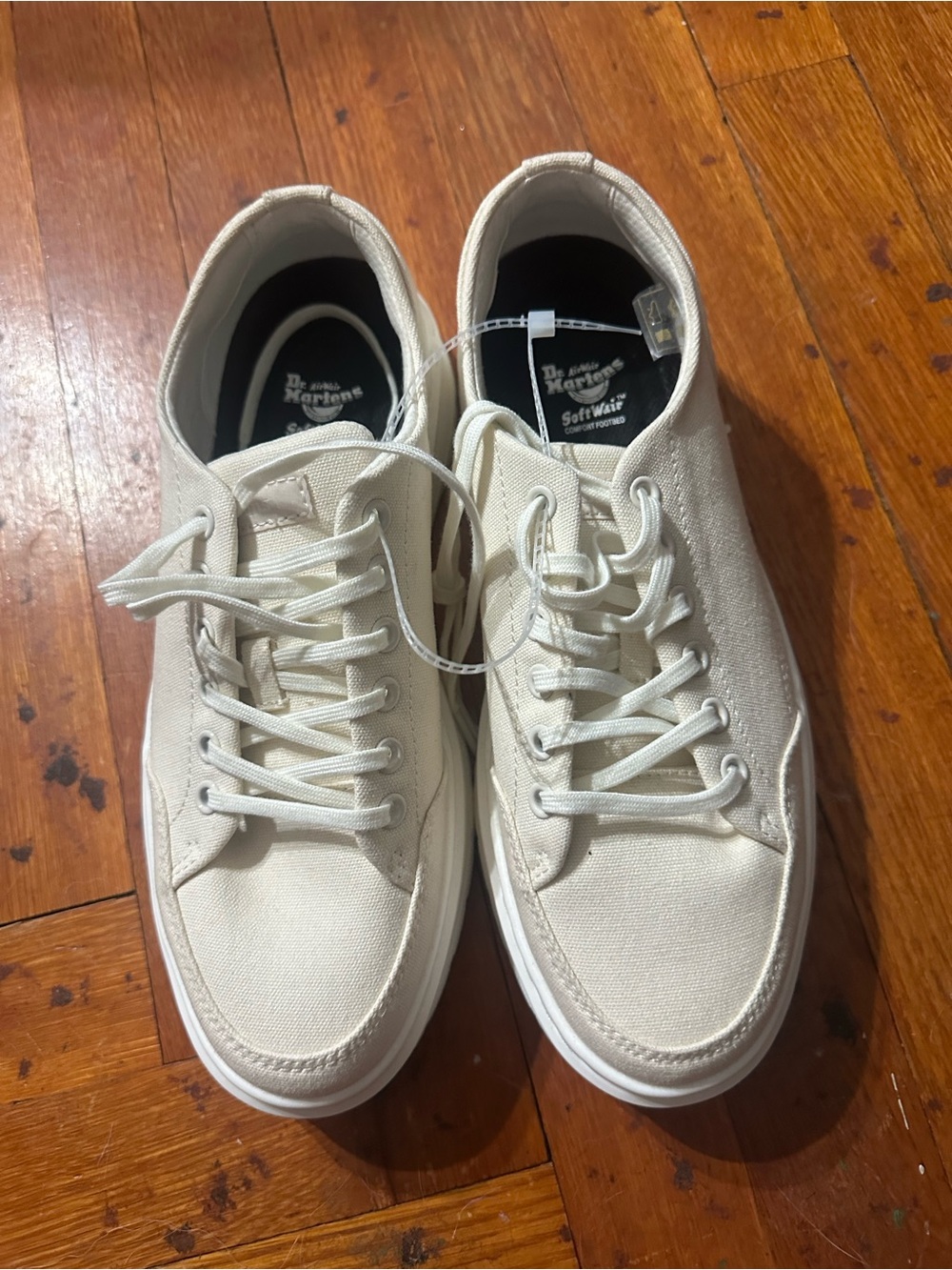 Dr. Martens Brookline 6-Eye Canvas Shoe Off White Men 8 Women’s 9